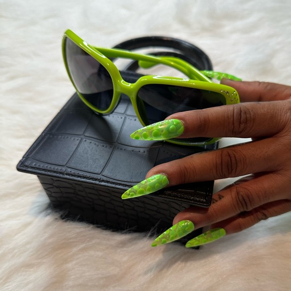 “AREA 59 Alligator” Press On Set by LoveScottiNails - Picture 5 of 8